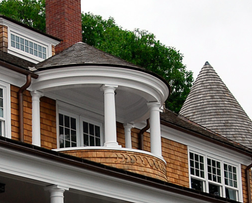 Round Porch at Oakledge - Manchester MA